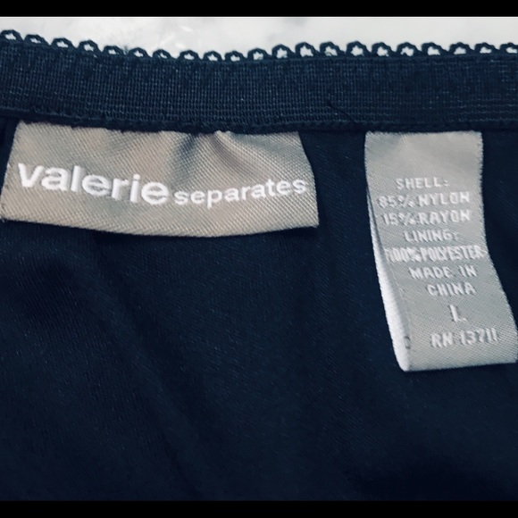 Skirt - Picture 4 of 4